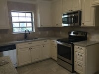 Building Photo - 3/2/2 on 3 ac SHISD REDUCED
