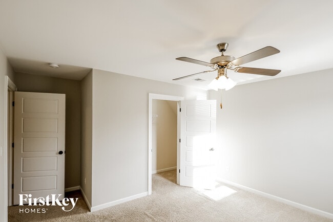 Building Photo - 1205 Hunters Gate Dr