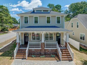 Building Photo - 1022 B Ninth St-