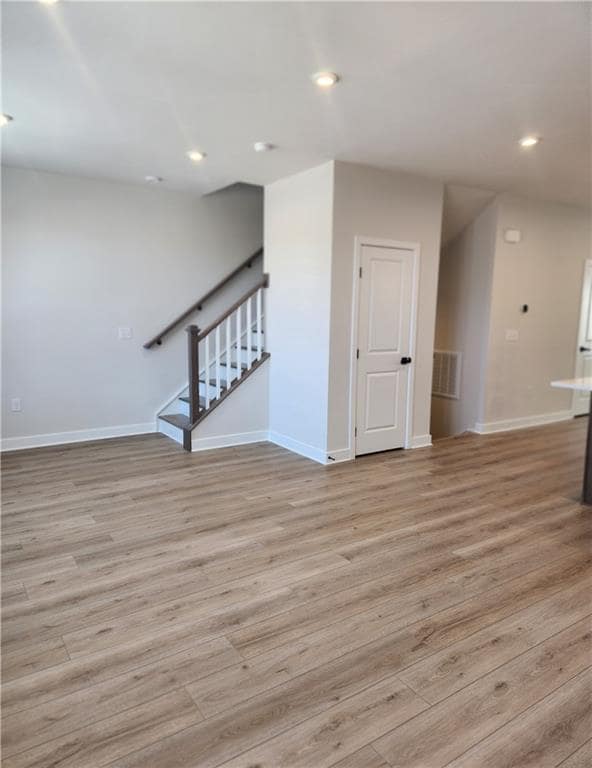 Building Photo - 852 Woods Chapel Rd