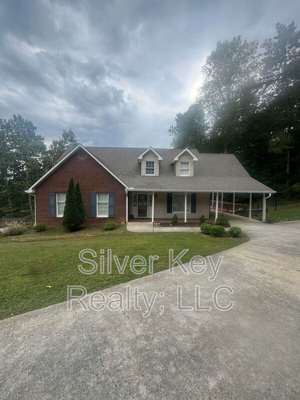 Building Photo - 1339 English Ln