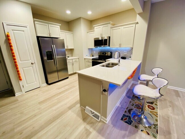 Building Photo - 9425 Primo Ln