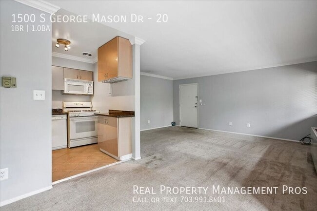 Building Photo - 1500 S George Mason Dr