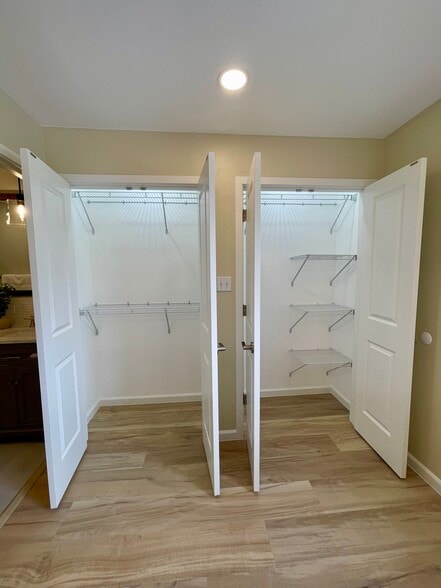 Master Bedroom Closets (Upstairs) - 16180 Apple Ln