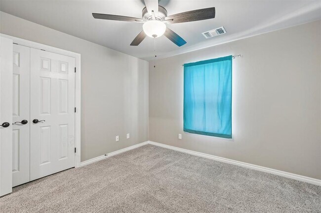 Building Photo - 9225 NW 92nd St