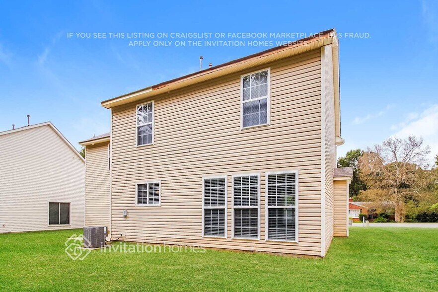 Building Photo - 173 Mellwood Dr