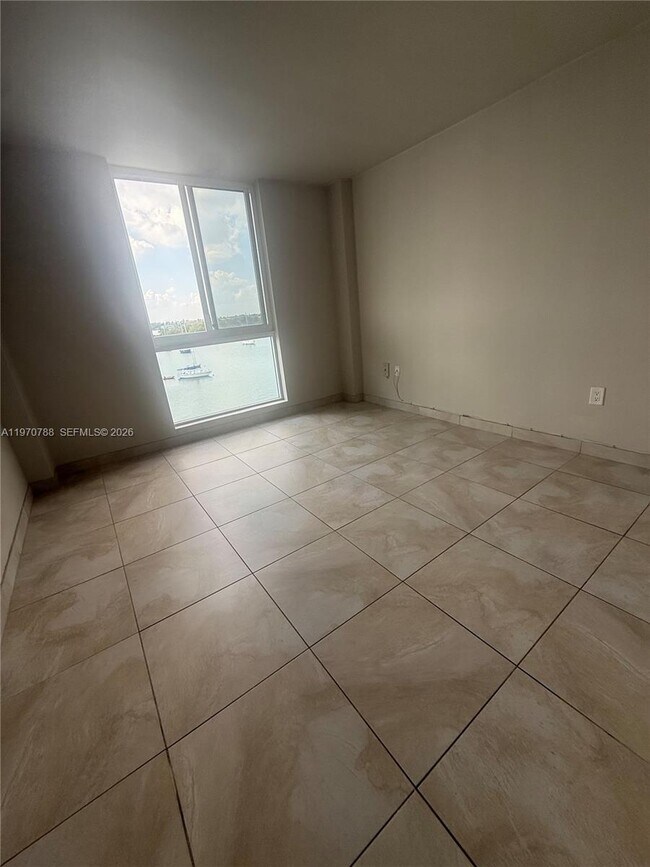 Building Photo - 7928 West Dr