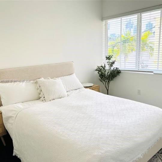 Building Photo - 551 Michigan Ave