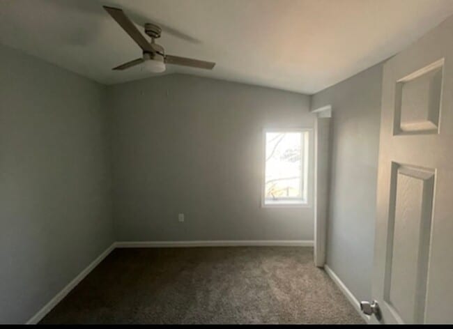 Building Photo - Renovated 4 Bedroom 2.5 bath house in Pott...
