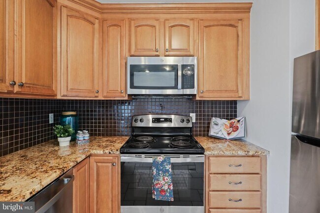 Building Photo - 1751 Westwind Way