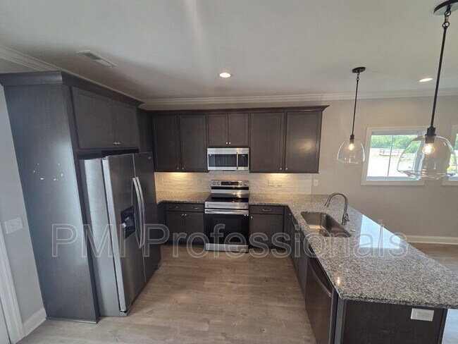 Building Photo - 1403 Rebecca Johns Dr
