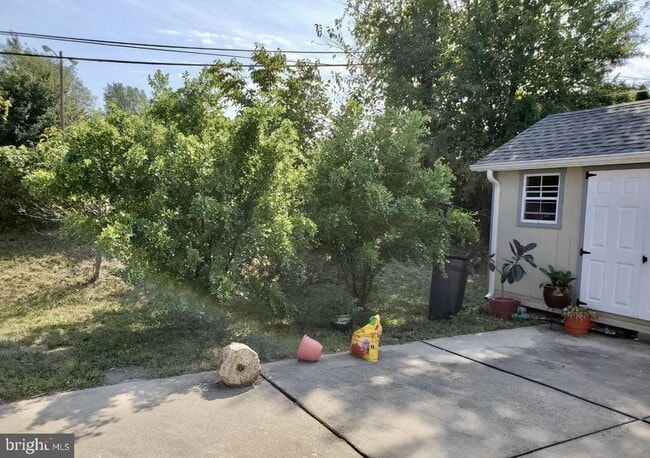 Building Photo - 4 Albertson Blvd