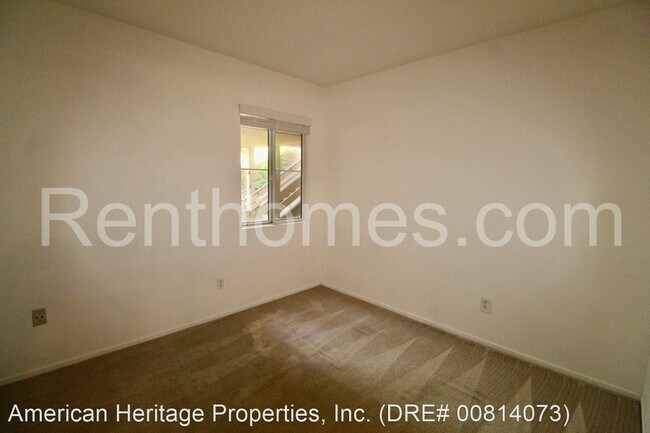Building Photo - 3 br, 2 bath House - 11215-72 Affinity Court