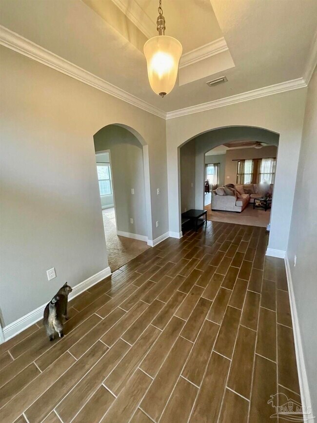 Building Photo - 4632 Dupont Cir