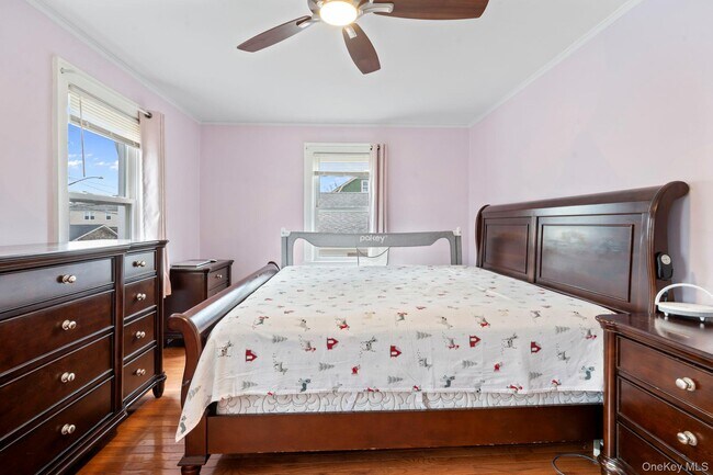 Building Photo - 14-28-28 156th St