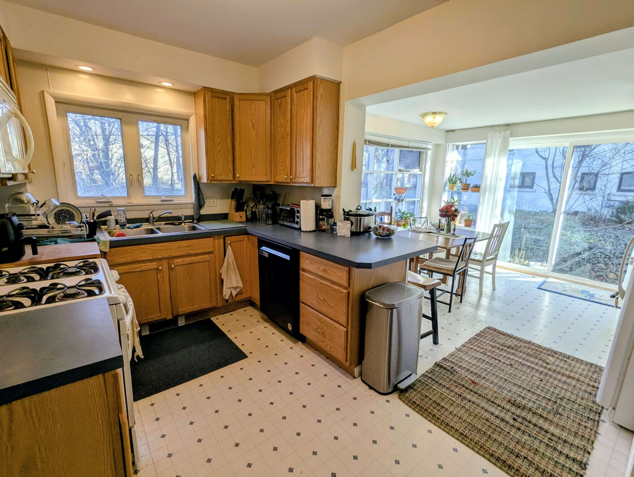 Building Photo - 136 Judd Falls Rd