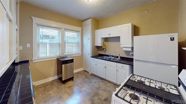 Building Photo - 139 Fordham Dr
