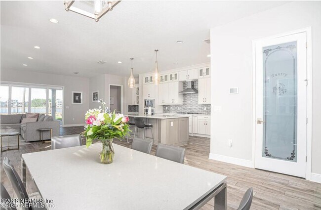 Building Photo - 231 Rum Runner Wy