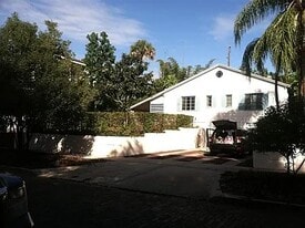 Building Photo - 617 Hillcrest St