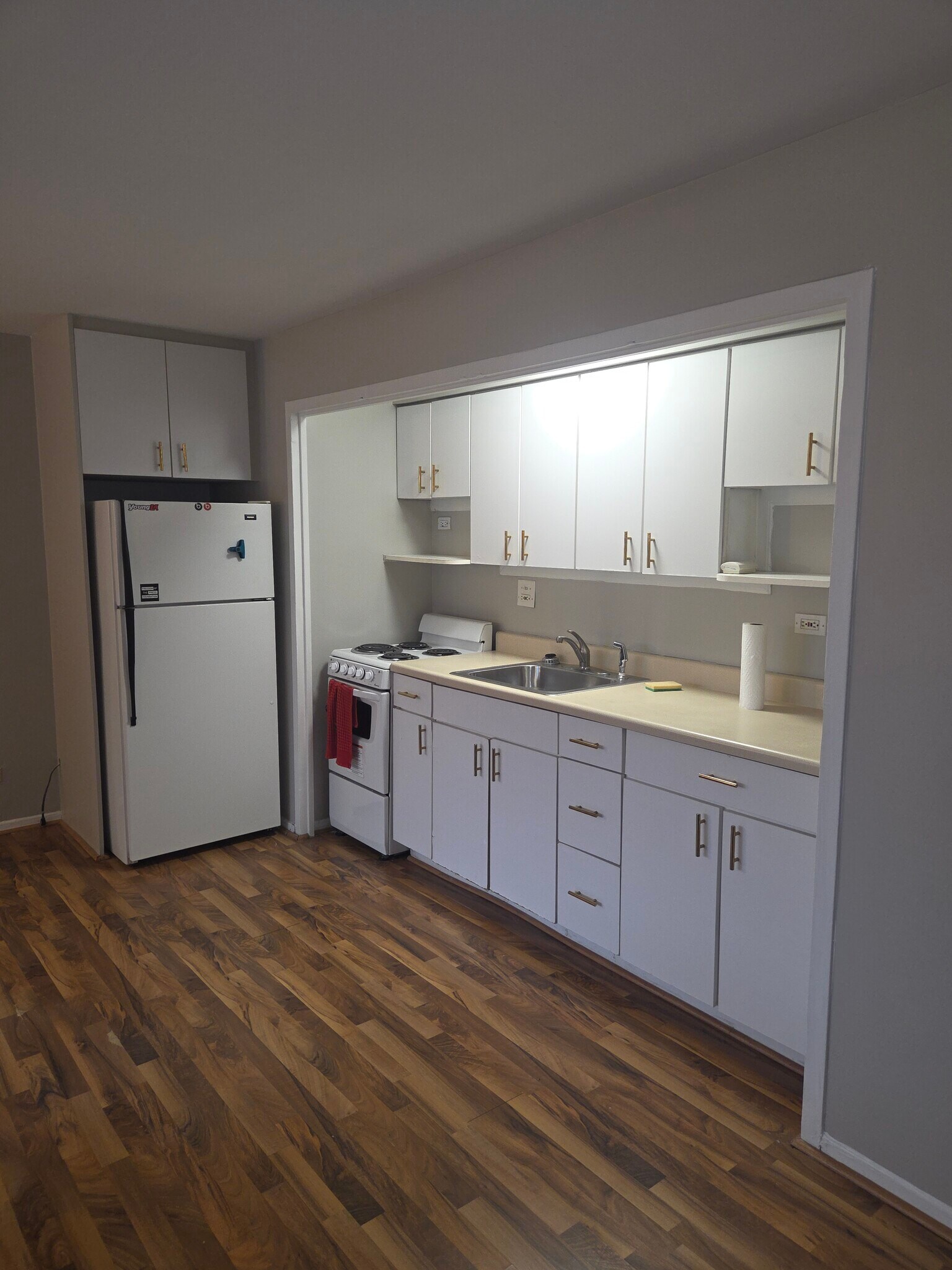 Building Photo - 3100 N Lake Shore Dr