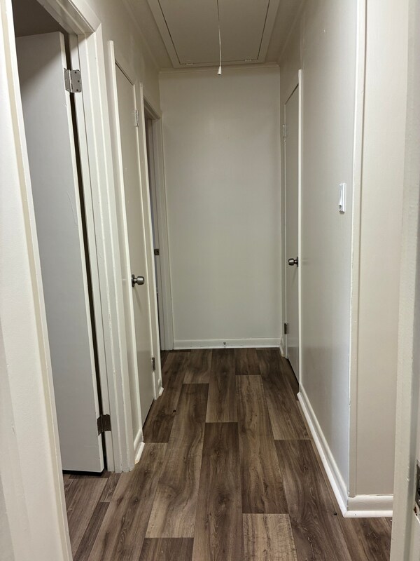 Building Photo - 726 N Slemons St