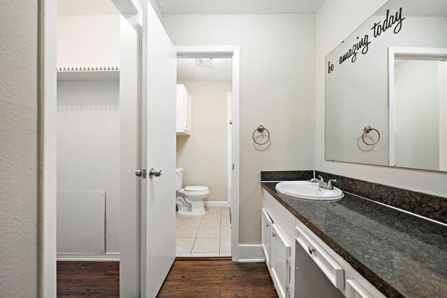 Building Photo - Lovely 3 Bedroom 2 Bath Duplex Home with Totally Private Backyard with Nice Wooden Privacy Fence!!