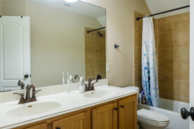 Building Photo - 3113 Quail Run