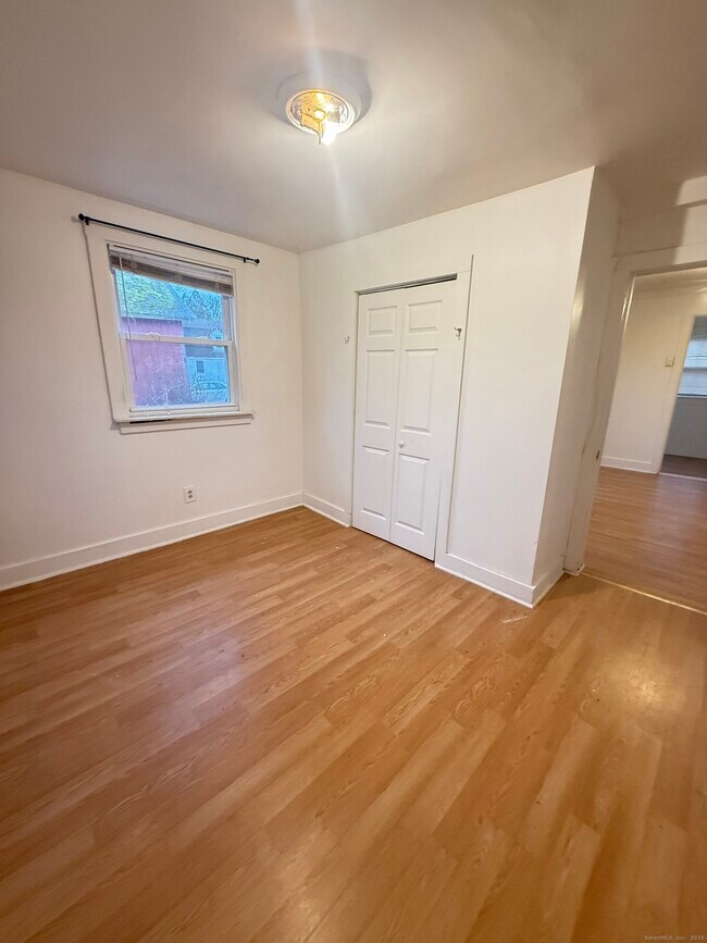 Building Photo - 23 Hayward Ave