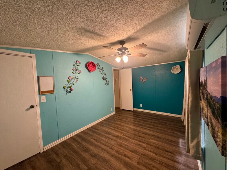 Building Photo - 76 Top Dr