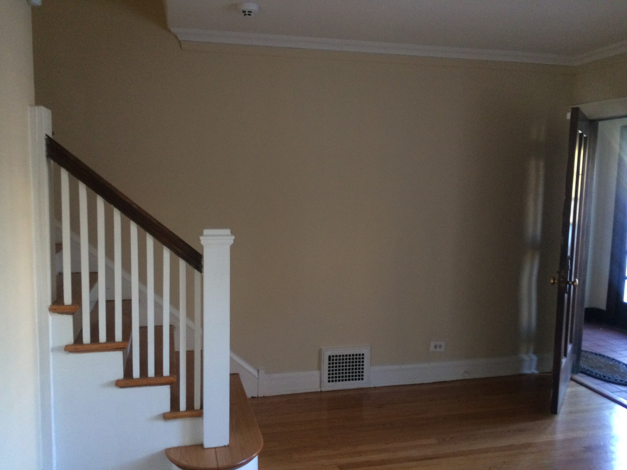 Building Photo - 44 N Spring Ave