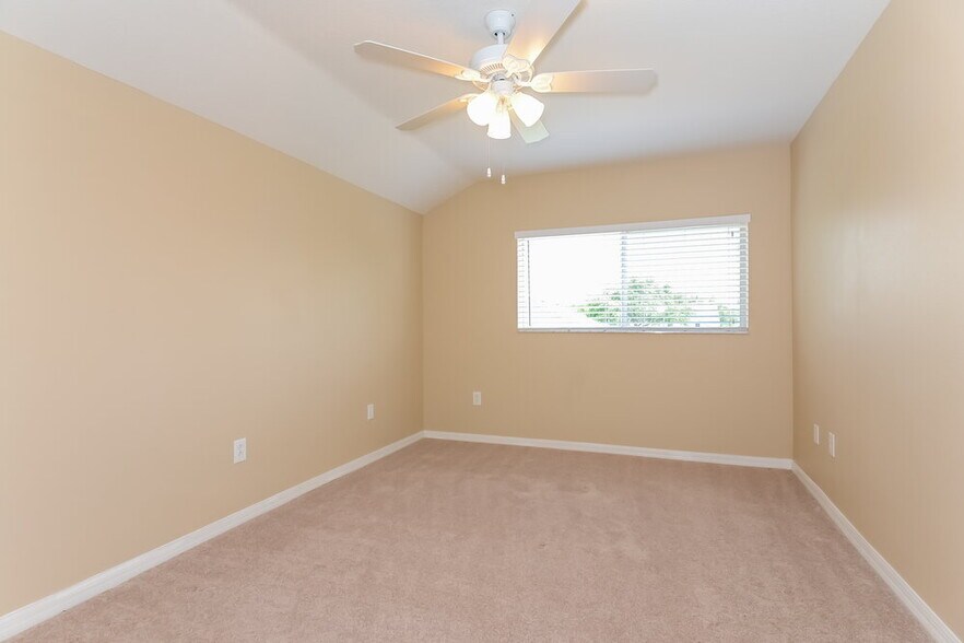 Building Photo - 17316 Whisper Breeze Way