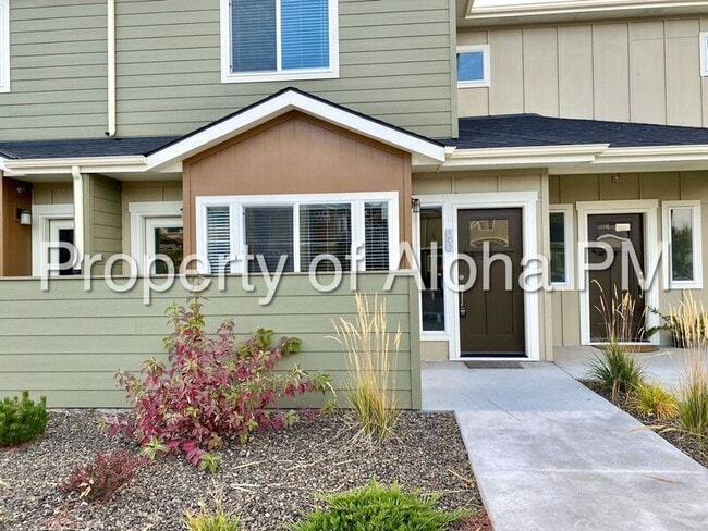 Building Photo - 3594 E Grand Forest Dr