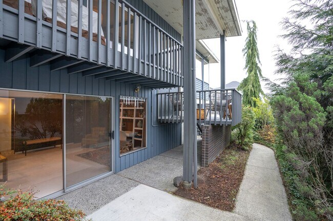 Building Photo - Mid-Century Modern with Puget Sound Views ...