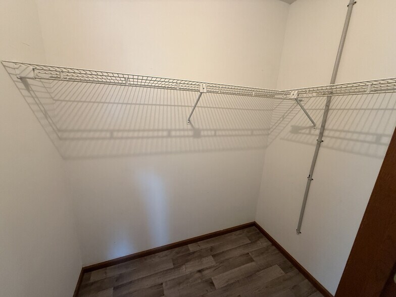 Building Photo - 639 Galena Ct