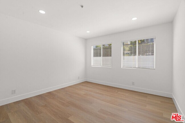 Building Photo - 16100 Sunset Blvd