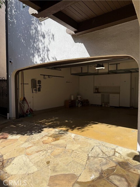 Building Photo - 31 Grape Arbor