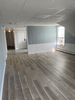 Building Photo - 48 Grove St