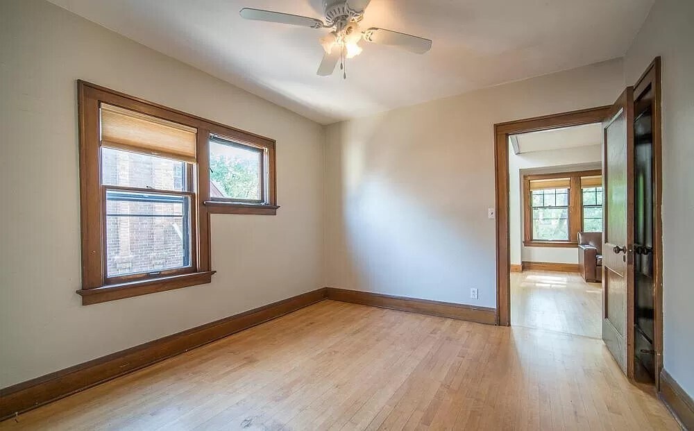 Building Photo - 3421 N Frederick Ave