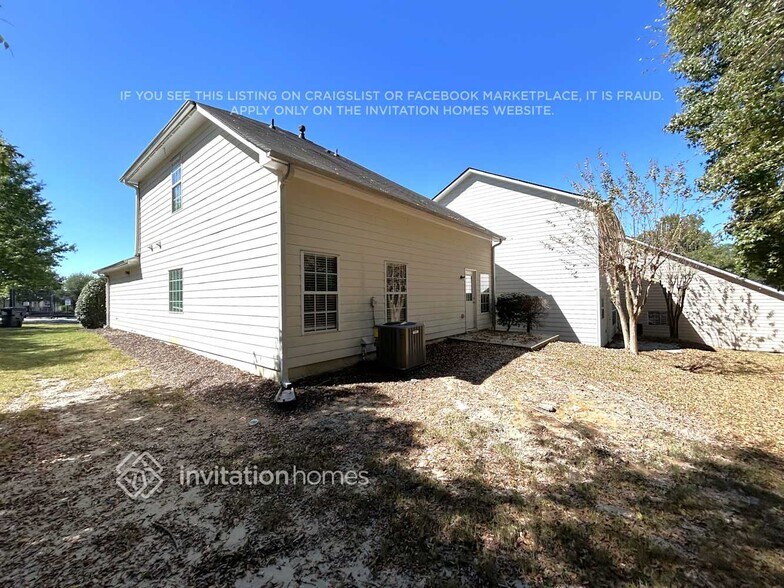 Building Photo - 2136 Appaloosa Way