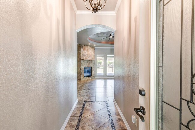 Building Photo - 7026 Chimney Hill Dr