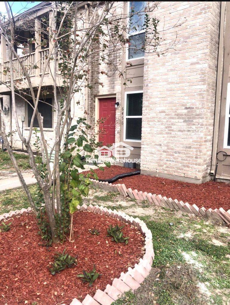 Building Photo - 6456 Kentwick Dr