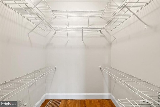 Building Photo - 902 Ramsey St