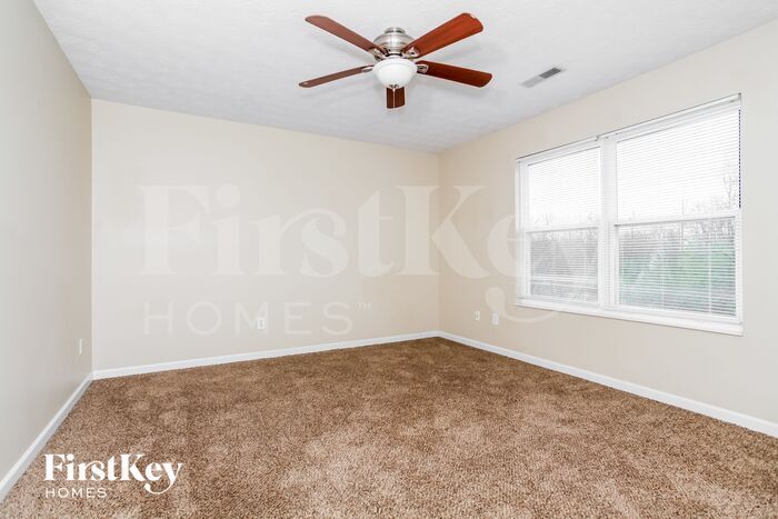 Building Photo - 240 Deer Creek Dr