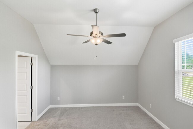 Building Photo - 632 Parkvue Pl Dr