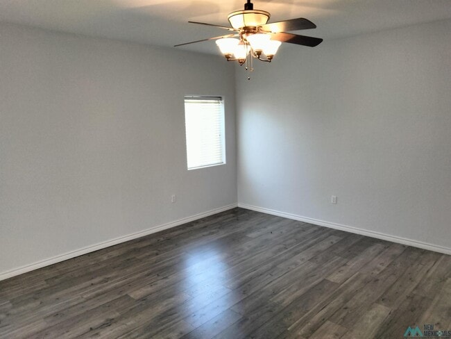 Building Photo - 2021 Hali Ln