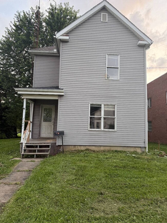 Primary Photo - 11661 Rockhill Ave NE