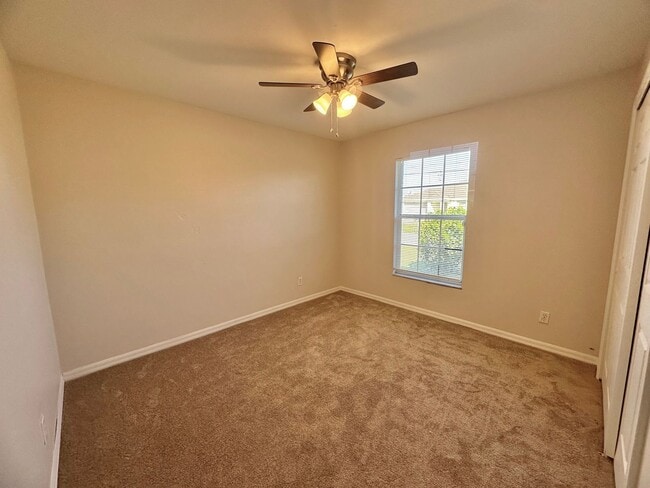 Building Photo - Spacious 3 Bed Duplex With Garage in SW Cape Coral