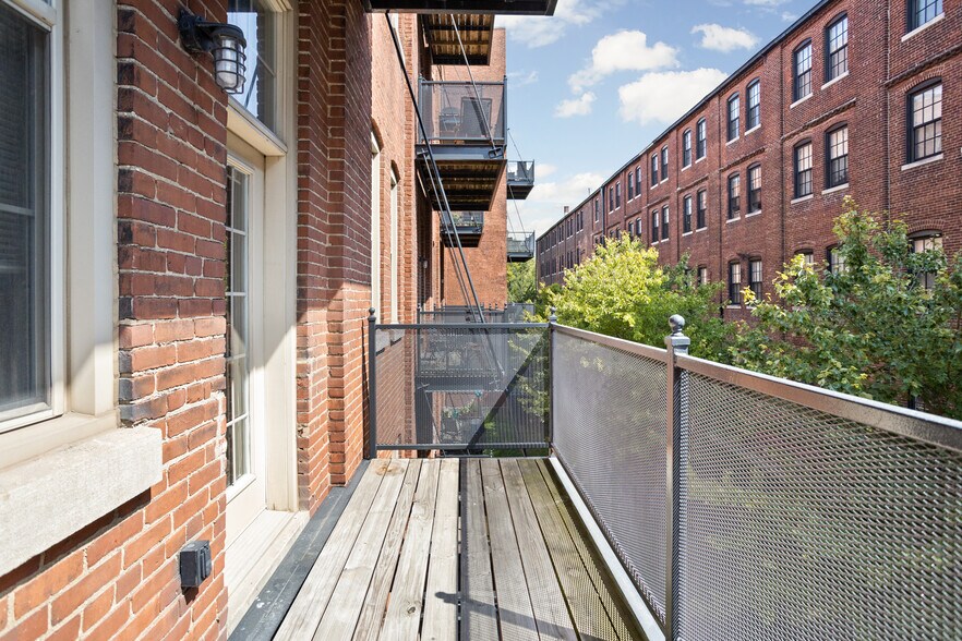 Building Photo - 55 S Harding St