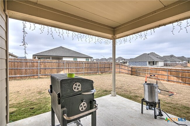 Building Photo - 1957 Rosson St