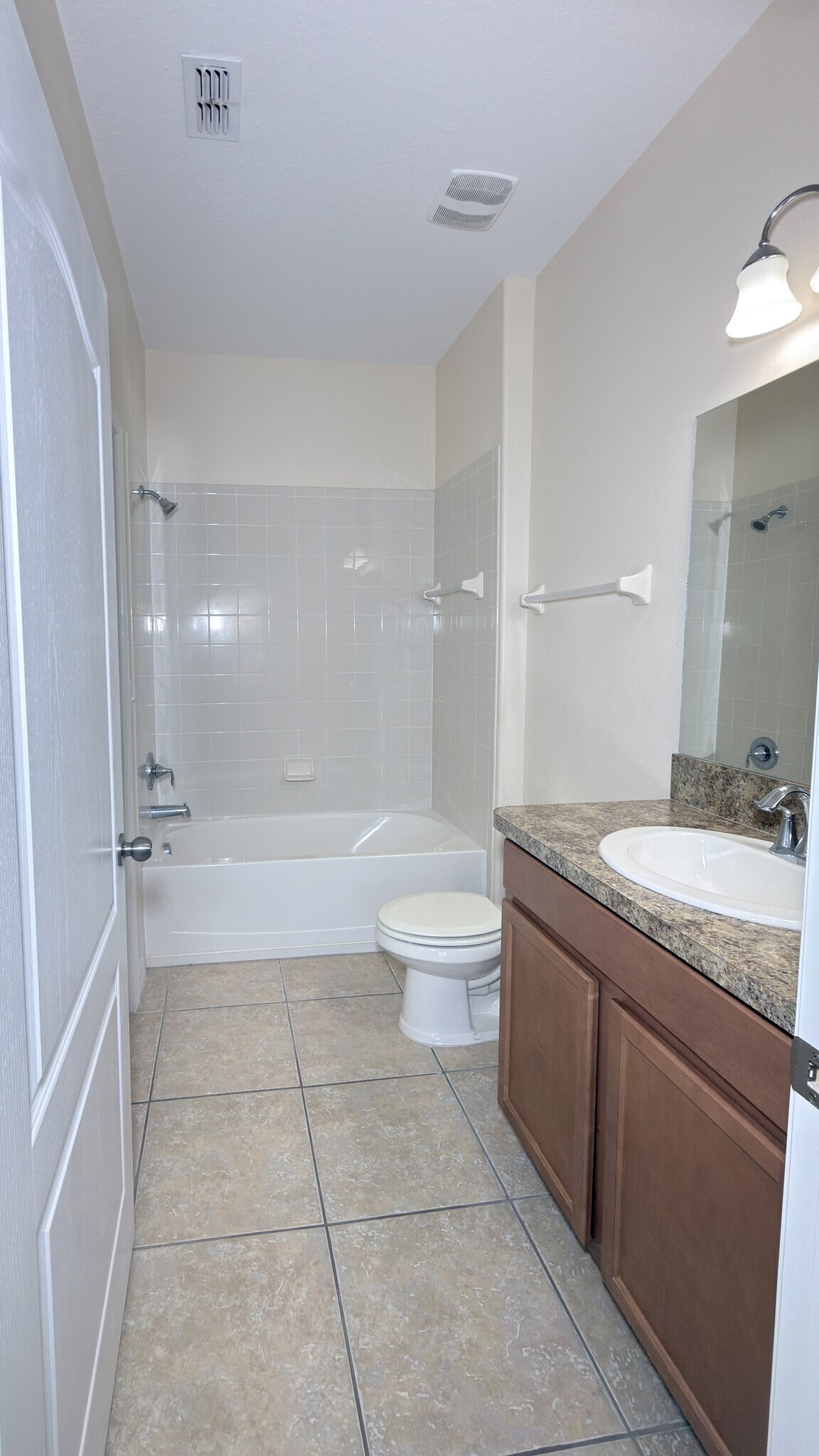 Building Photo - 4093 Shade Tree Ln